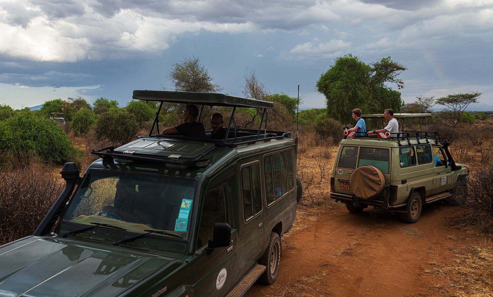 Guests travelling together on a group excursion